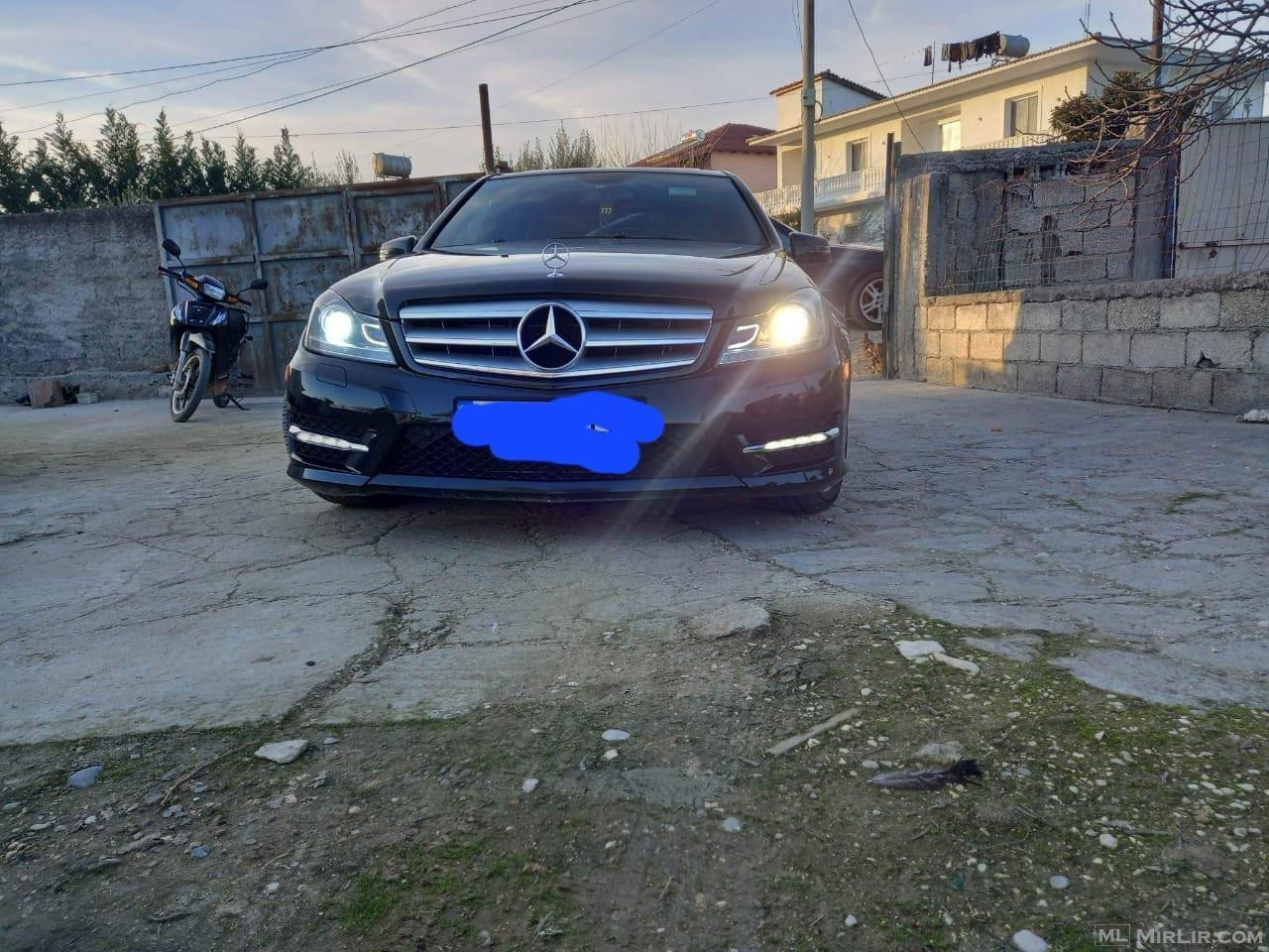 Mercedes-Benz C250 benzine