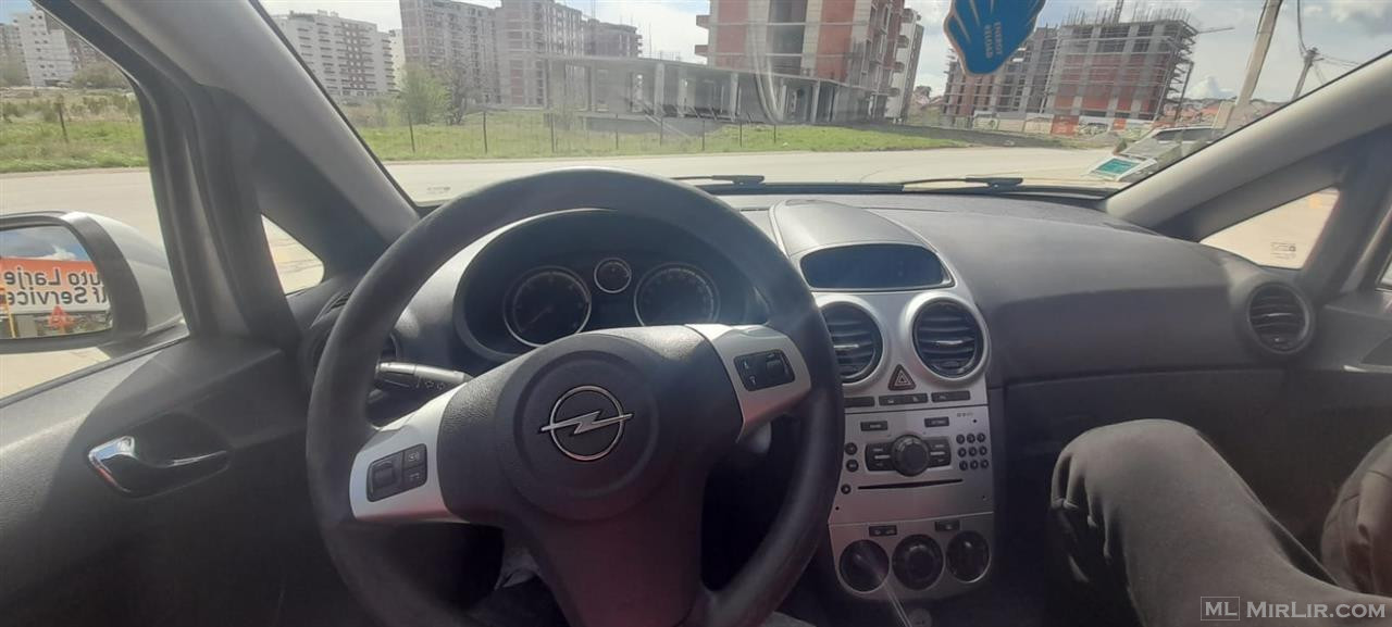 Opel Corsa Shitet
