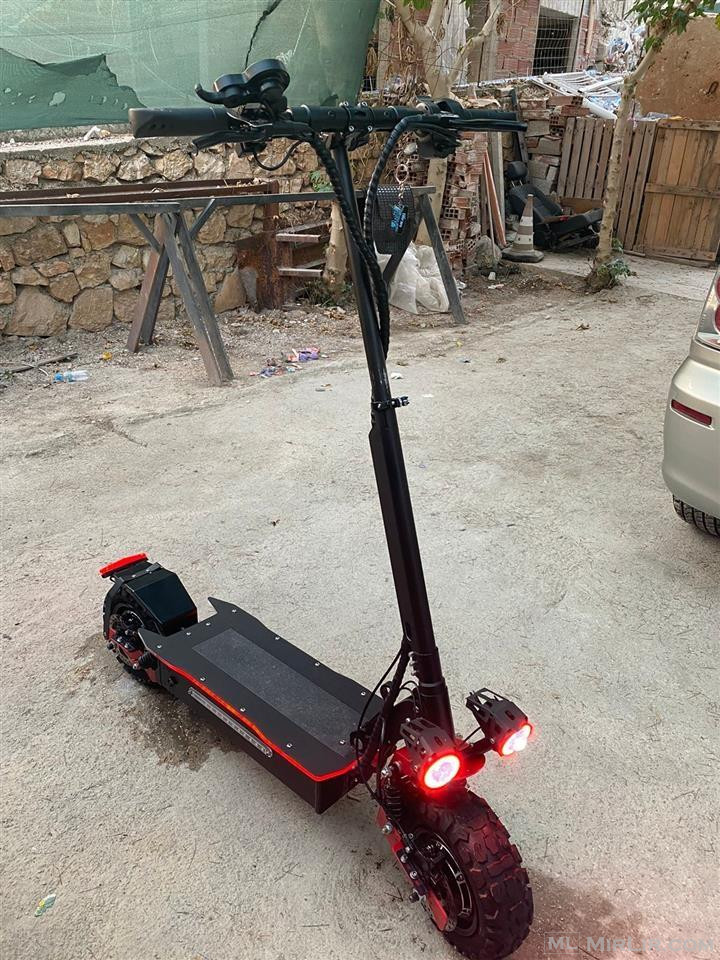 Shitet scooter okazione