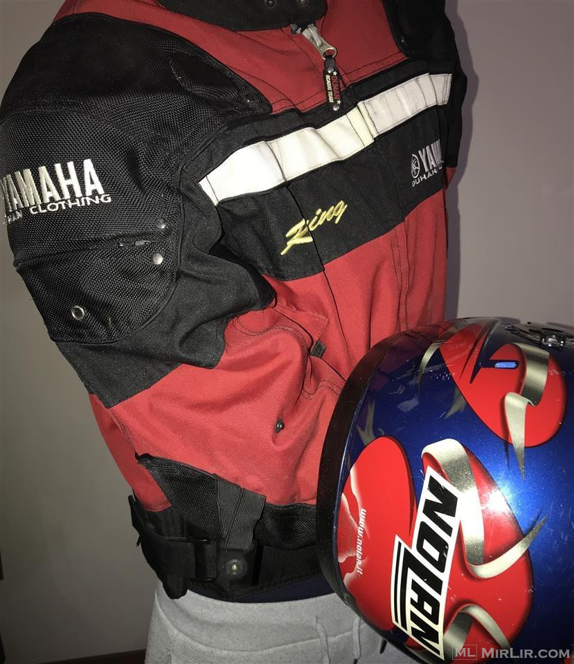 Jakne dhe helmet sportive per motor Yamaha