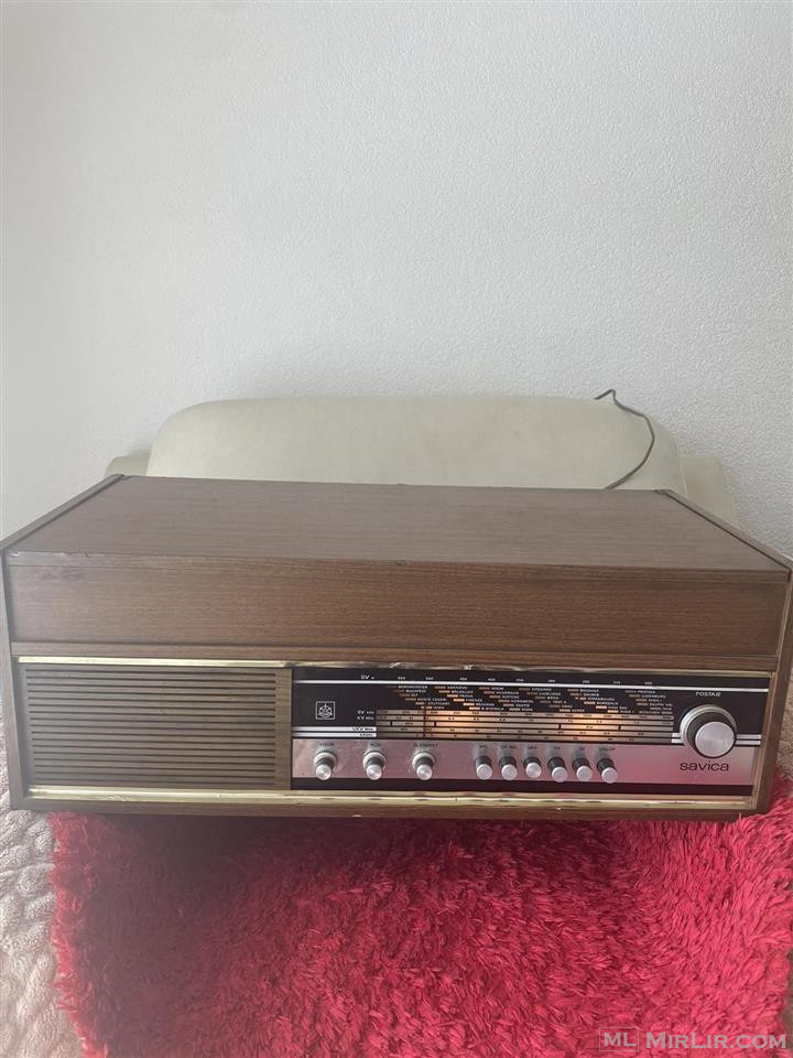 radio me gramafon antike