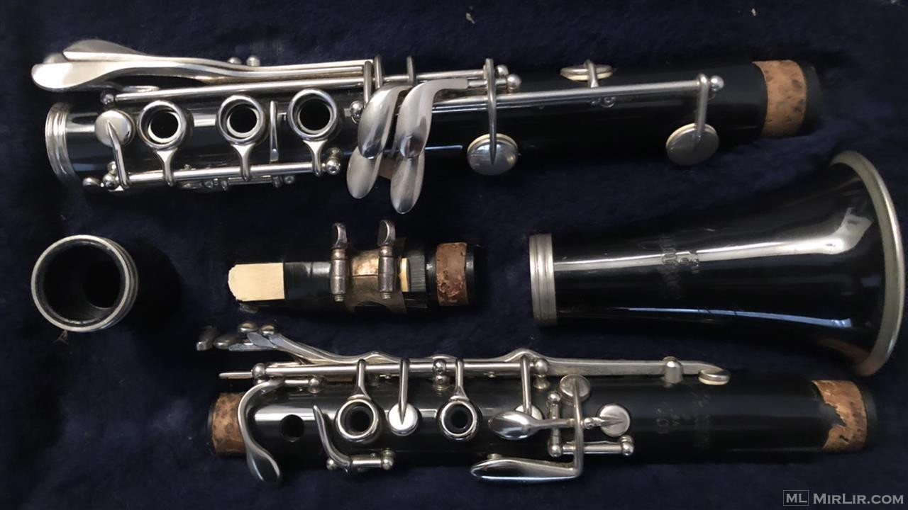 Shes klarinetin ne gjendje te mire (Selmer) Cmimi 80€