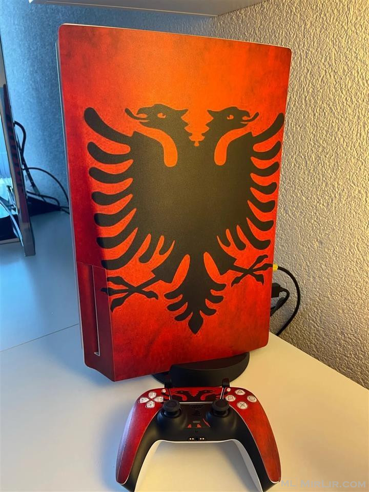 Veshje Playstation 5 Albanian ??