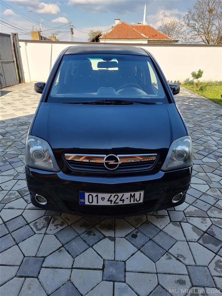 Shitet Opel Meriva 1.7cdti