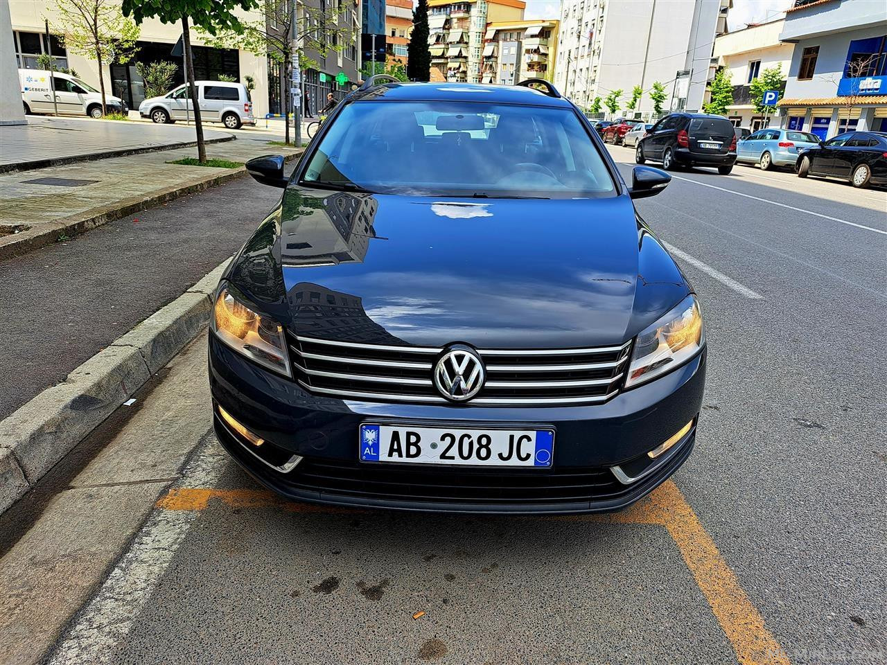 VW PASSAT 1.6 TDI  2012 BLUEMOTION 