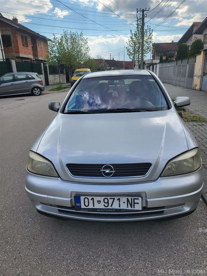 Shitet Vetura Opel Astra 1.7 (Diesel)