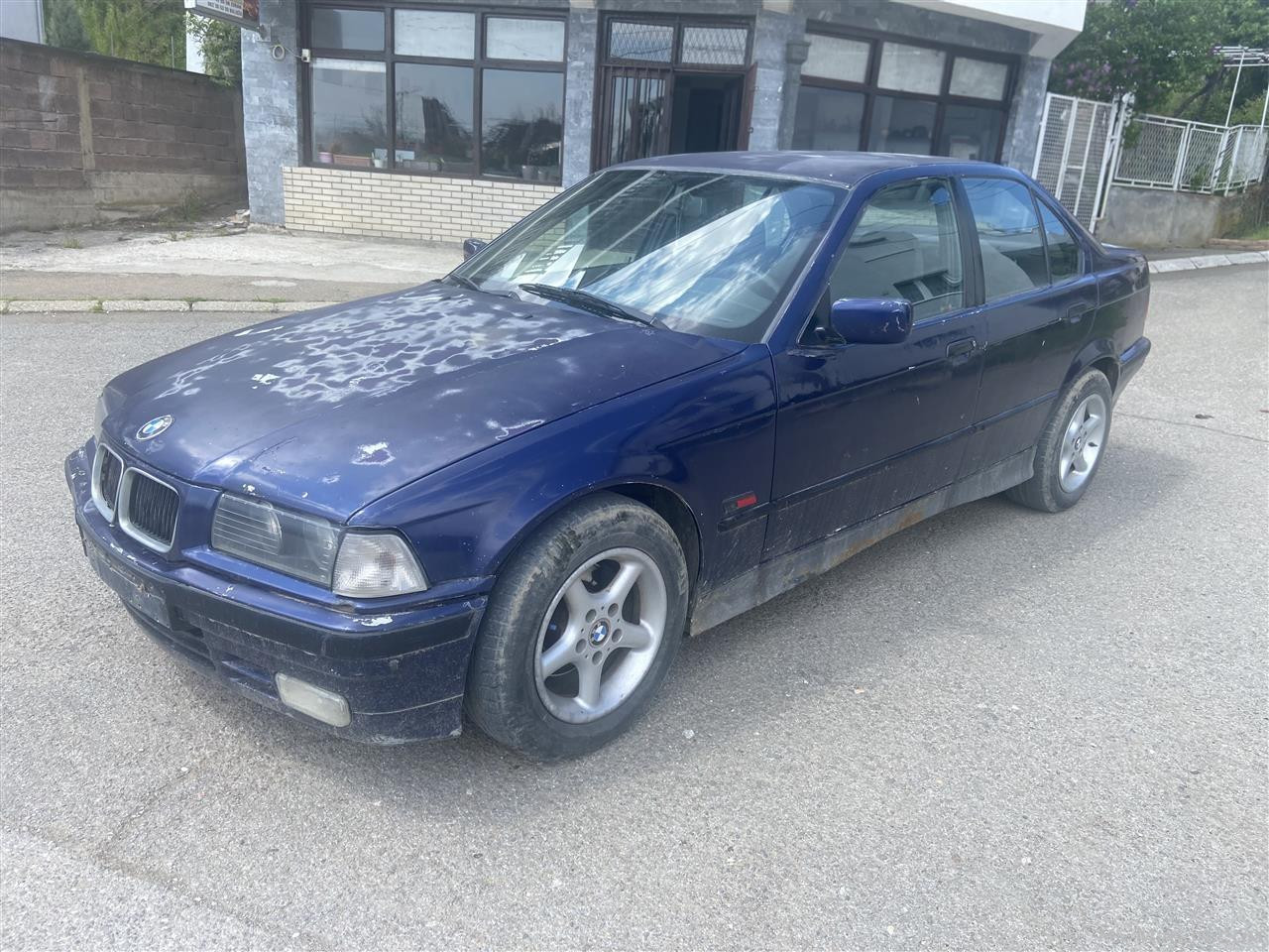 BMW 318 Tds, Pa Dogan