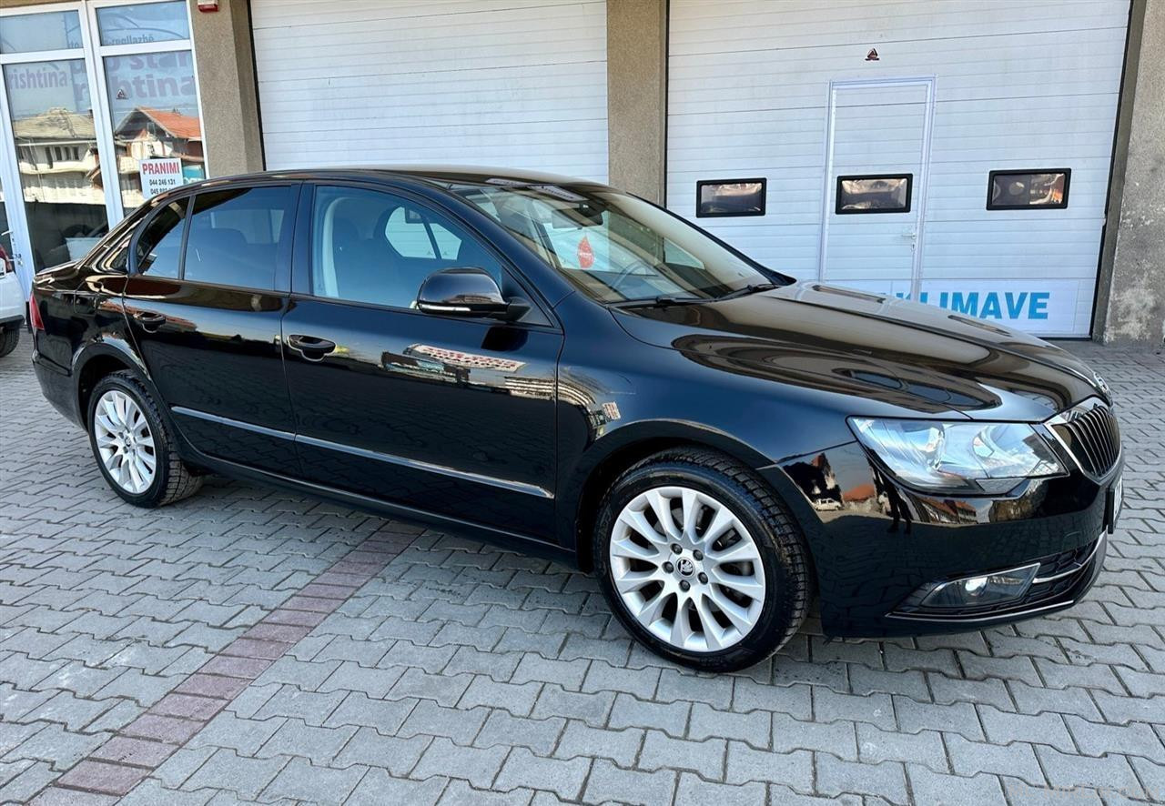 Skoda SuperB 2.0 TDI Viti 2014 FACELIFT RKS 166.000 Km