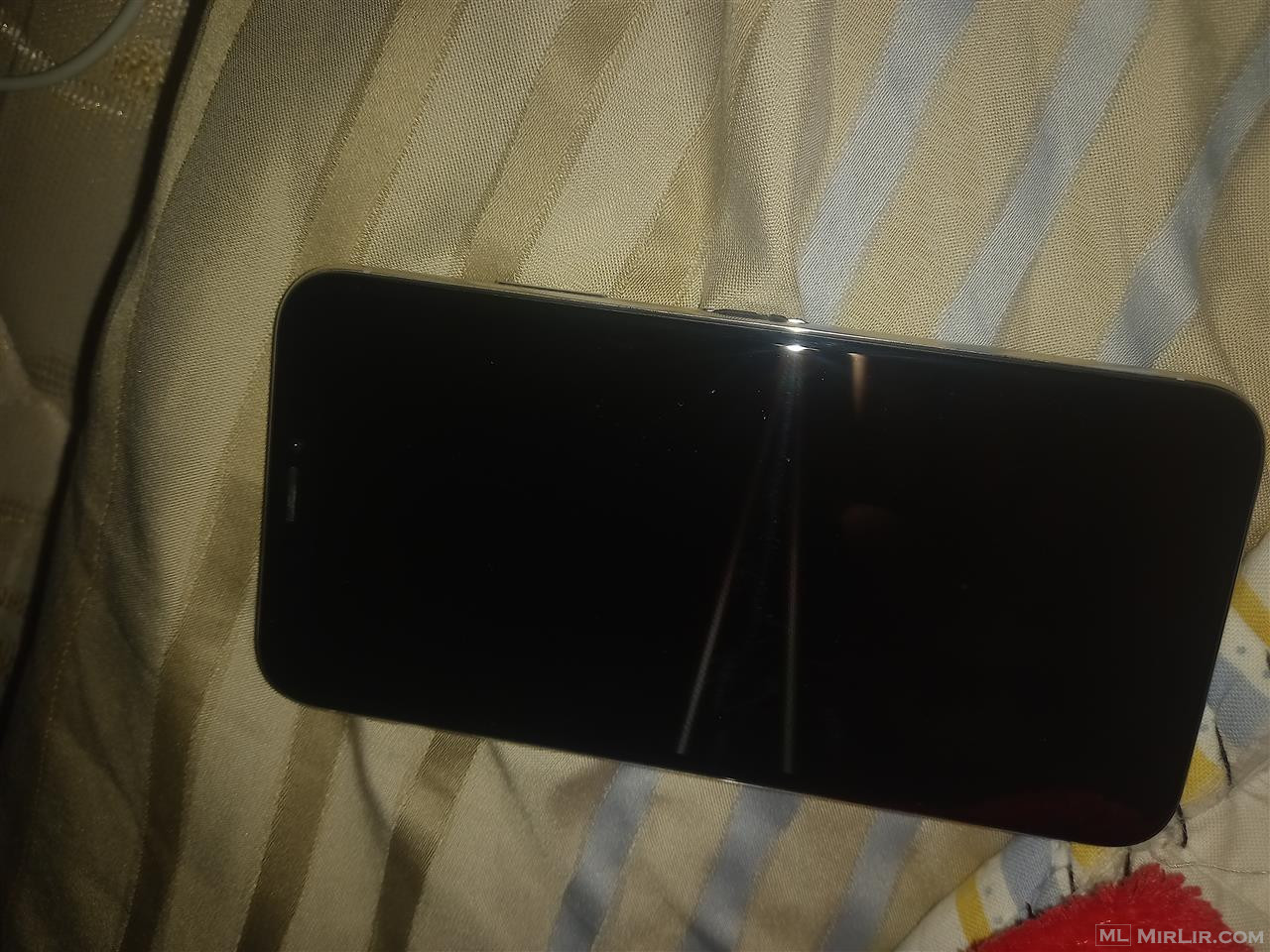 Iphone x URGJENT  ngjendje perfekte tgjitha funksionale 150€
