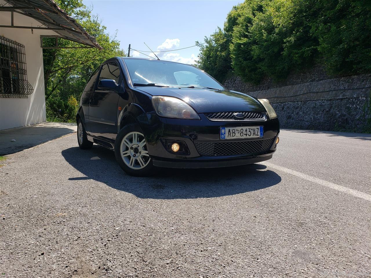 Shes ford fiesta 2006 1.4 nafte