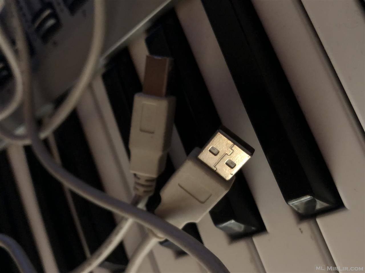 Midi Keyboard USB inport 61 keys