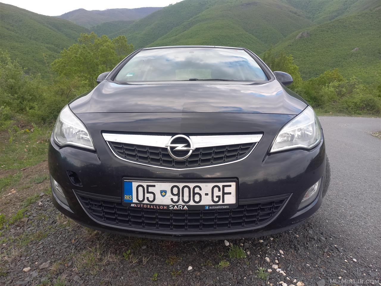 Opel Astra J,2012