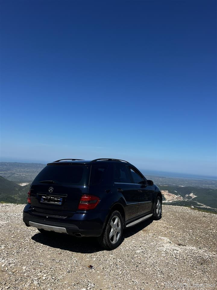 Mercedes Benz ML(full opsion)