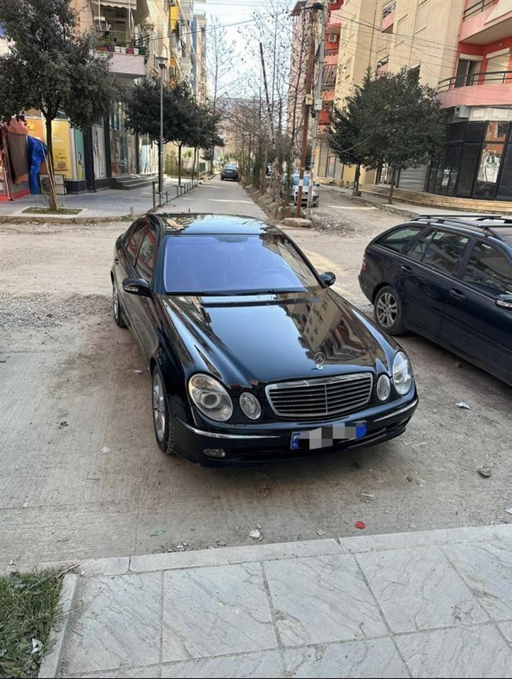 Mercedes Benz 