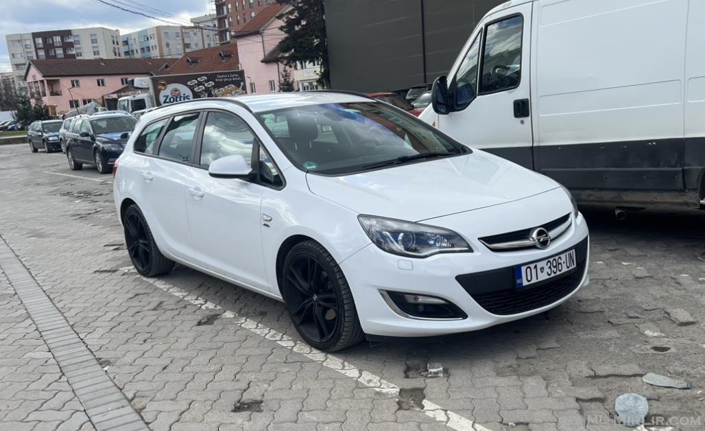 Opel Astra J 1.7Disel Aktiva 