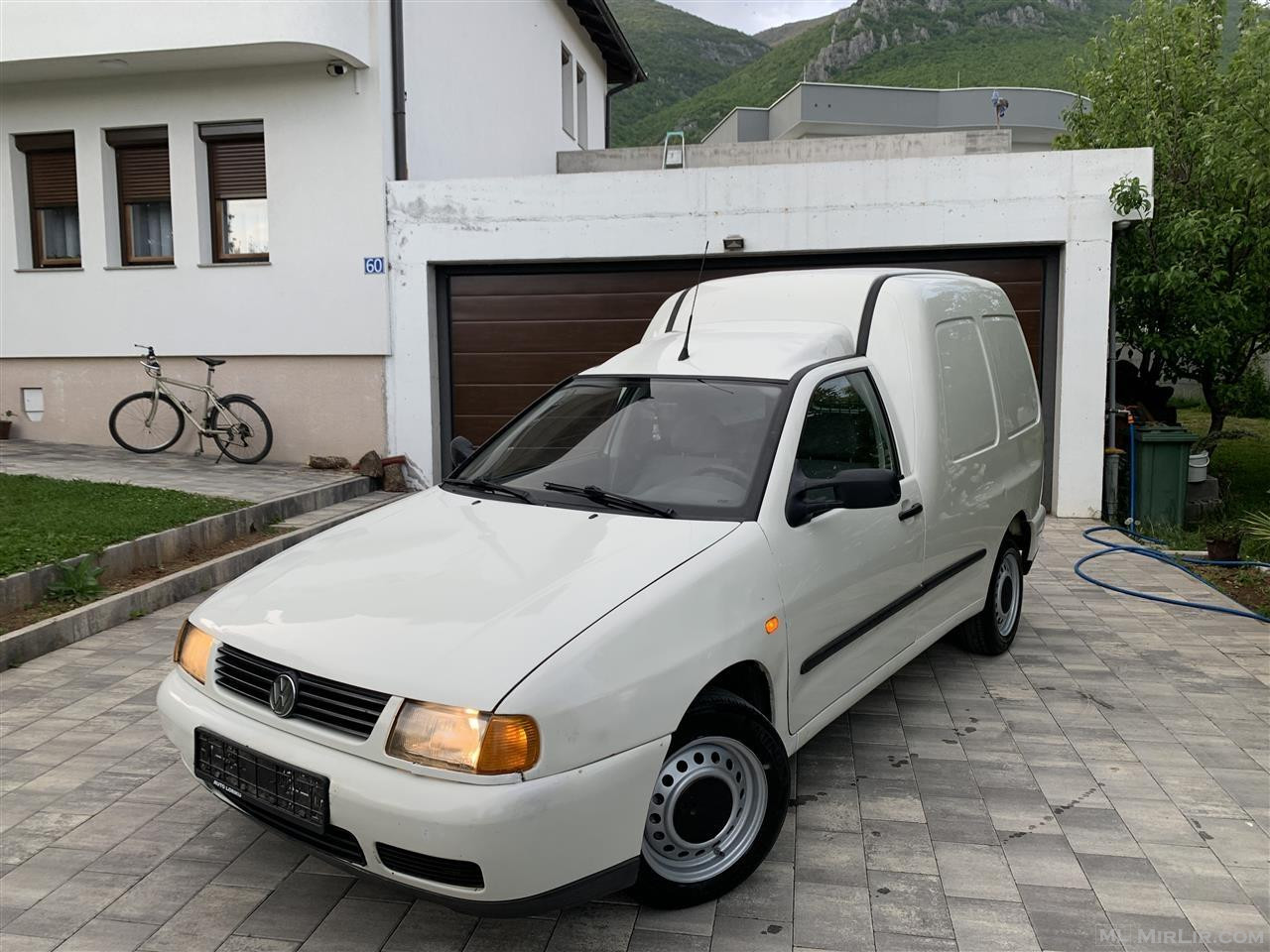 VW Caddy 1.9 SDI viti 2003 RKS 5 muaj Per marakli ?