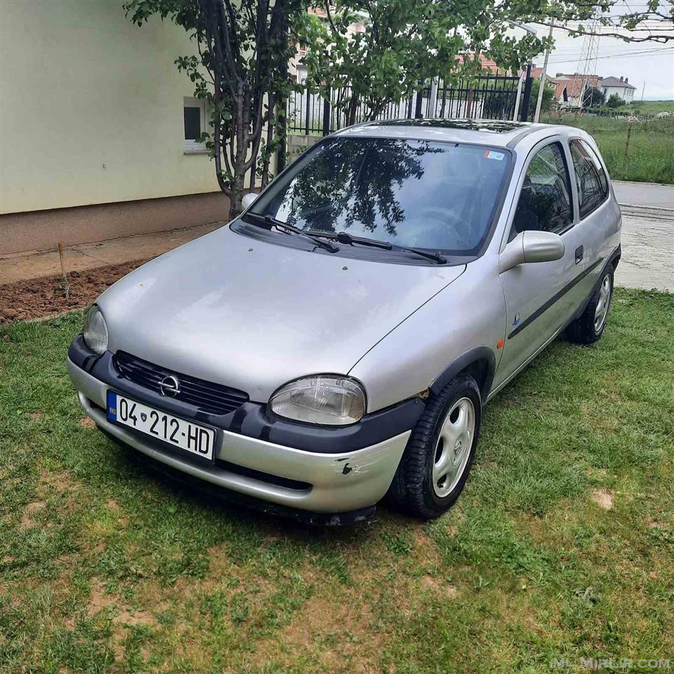 Shitet Vetura Opel Corsa