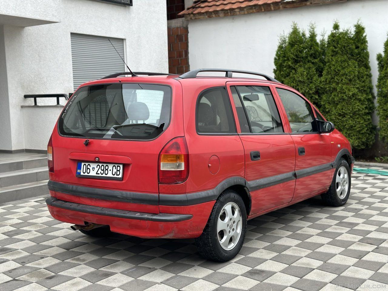 Opel Zafira 1.6 b 7 ulse 