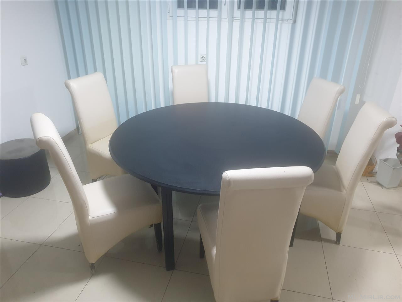 Tavolina per 6-8 persona 130€