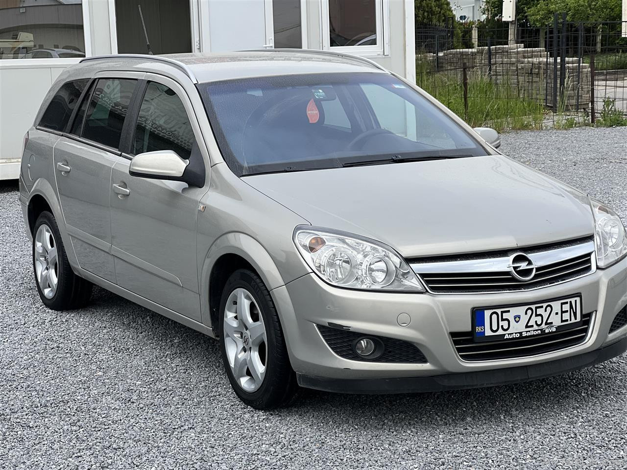 Opel Astra 1.9 cdti Automatik me rexhistrim