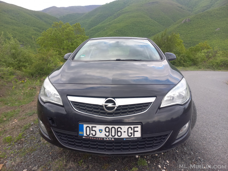 Opel Astra J,1.7 naftë