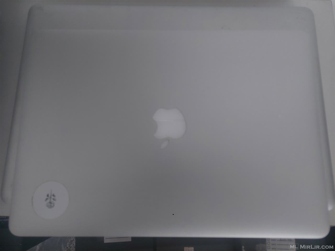 MacBook Air 13.3\" 2015