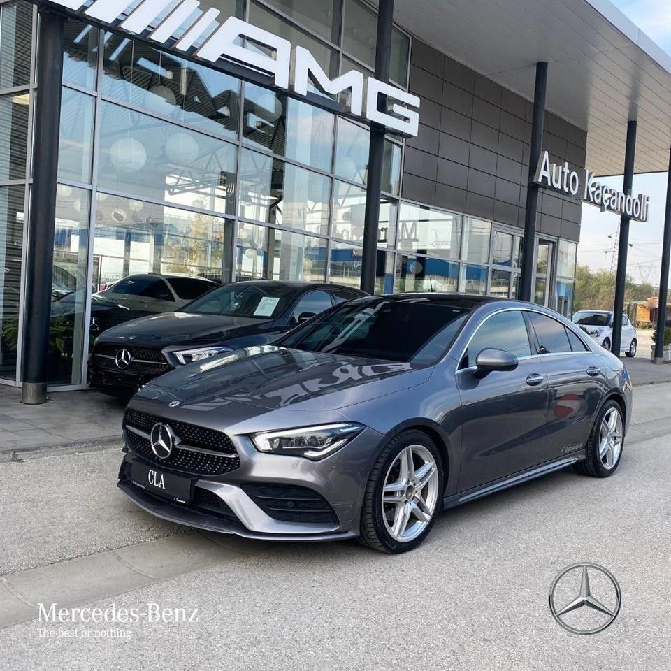 Mercedes Benz CLA 220 AMG