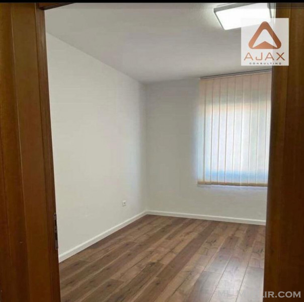 Japim me qira apartament per zyre apo biznes•