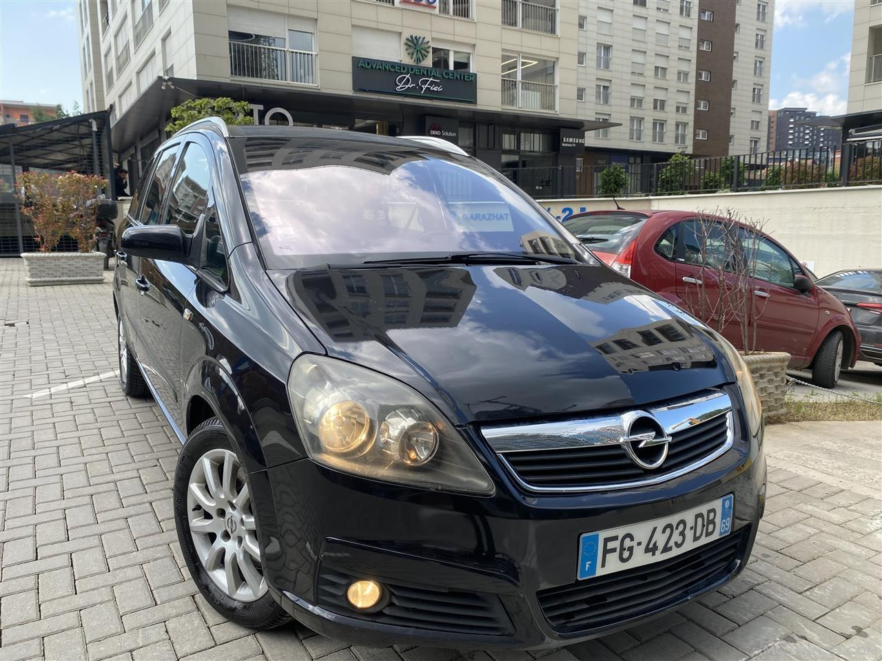 Opel Zafira Pa Dogan 1.9 Cdti e re Gjendje 
