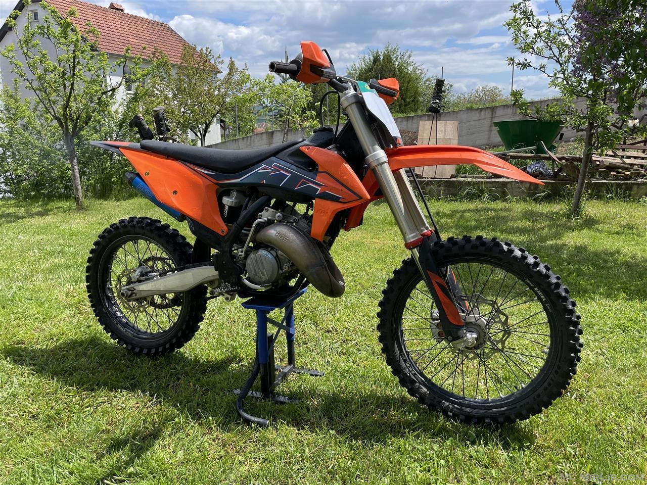 Ktm 125cc (2020)