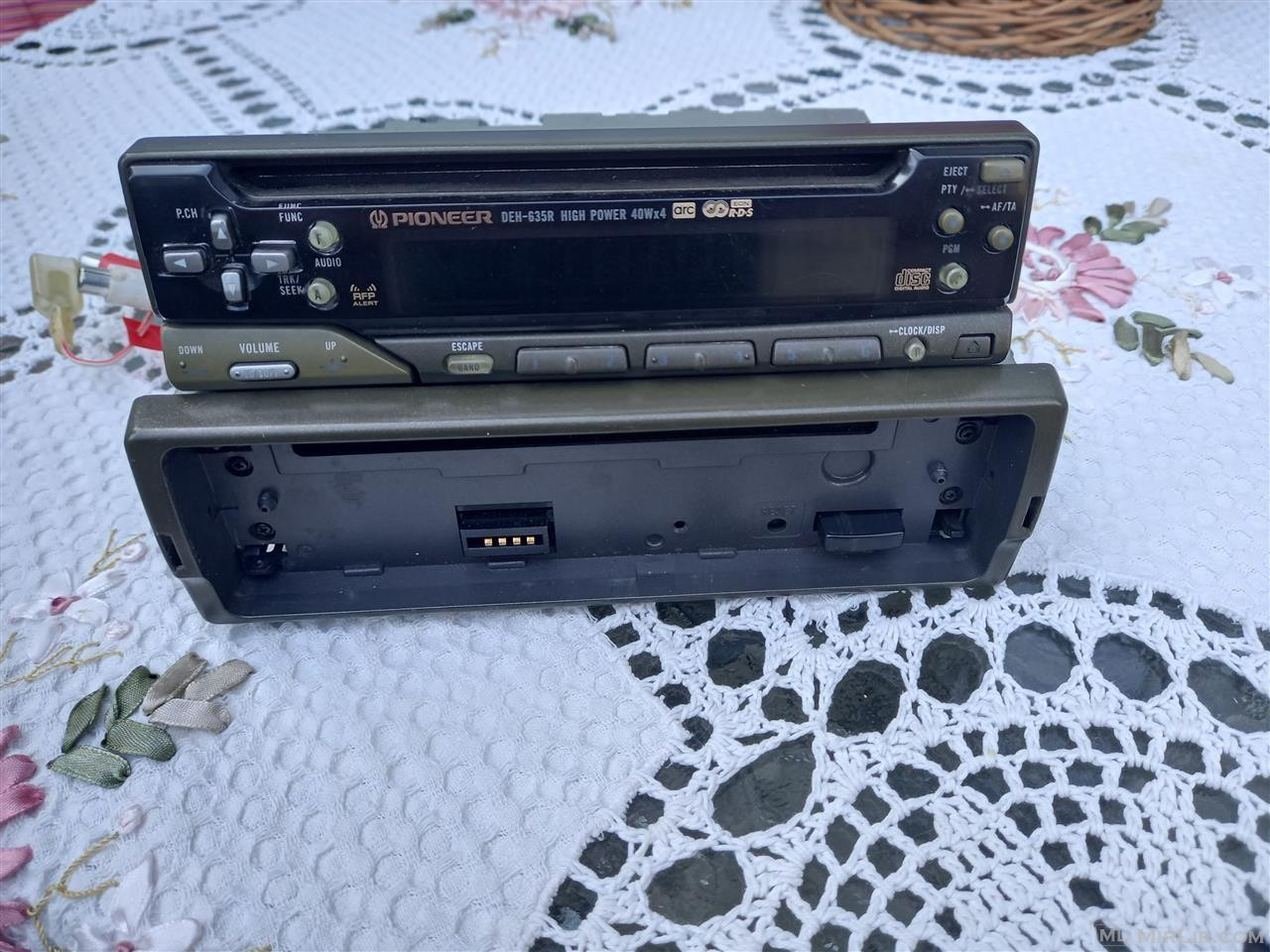 CD player per Veturë,Pioneer 4x40w