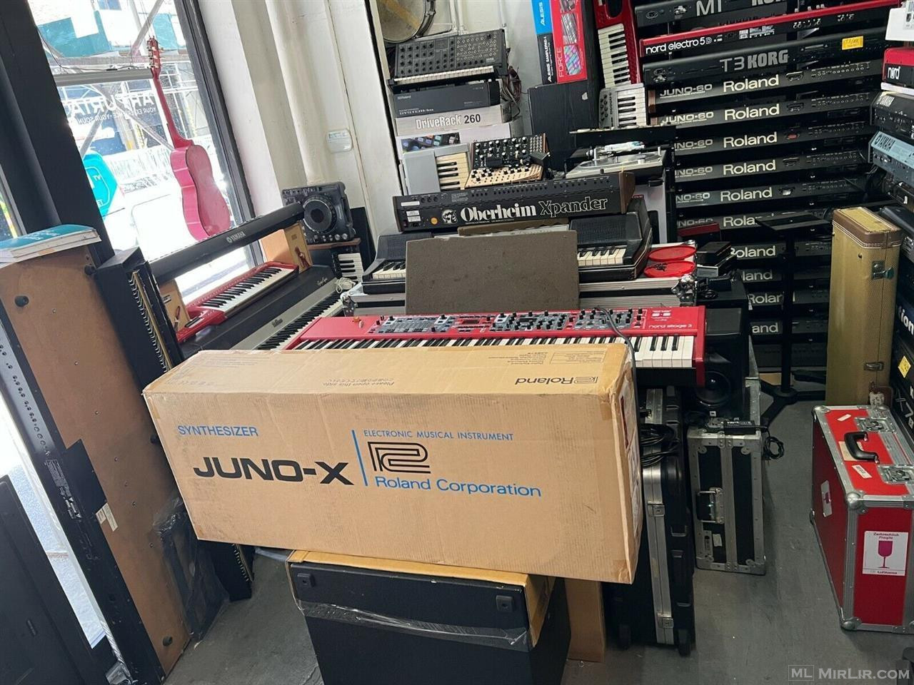 Roland Juno-X 61 key keyboard synth  In box NEW