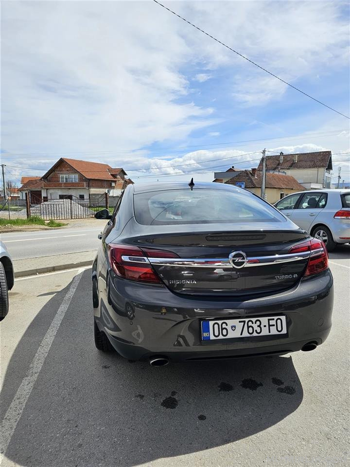 SHes Opel Insignia 2.0 Turbo 4X4 2014, 250 PS