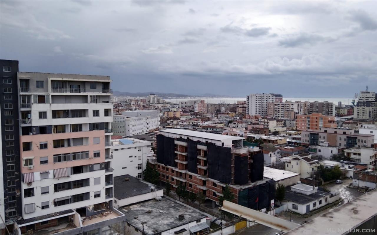 Shitet apartament, Durrës, Ish URT-ja