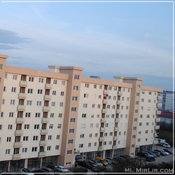 Shitet banesa me sip 106.76m2/në Fushe Kosovë/kompleksi EROLINA