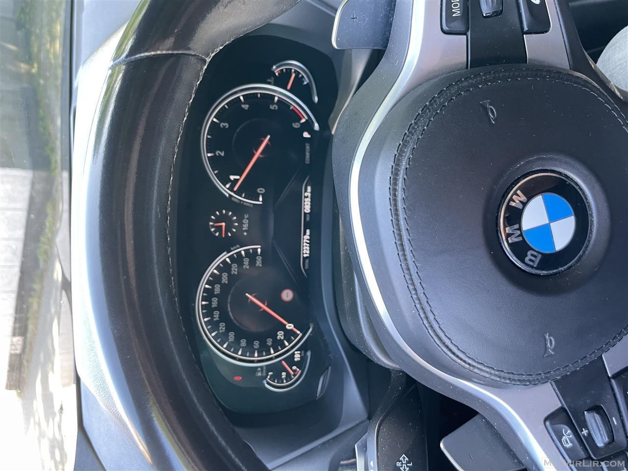 Shes veturen BMW X3 SUV