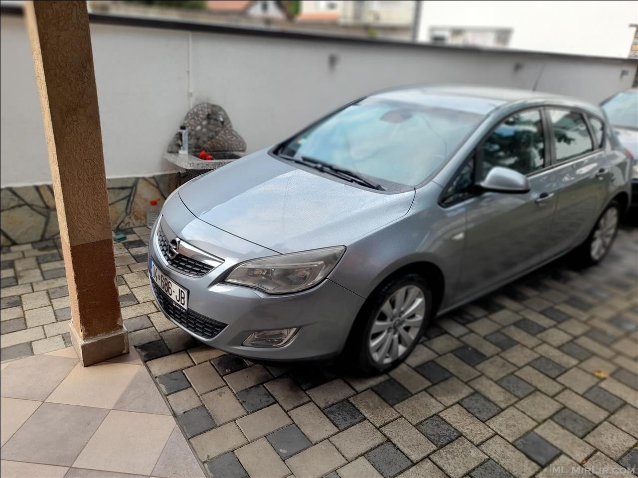 Shes Opel  Aster .J . 
