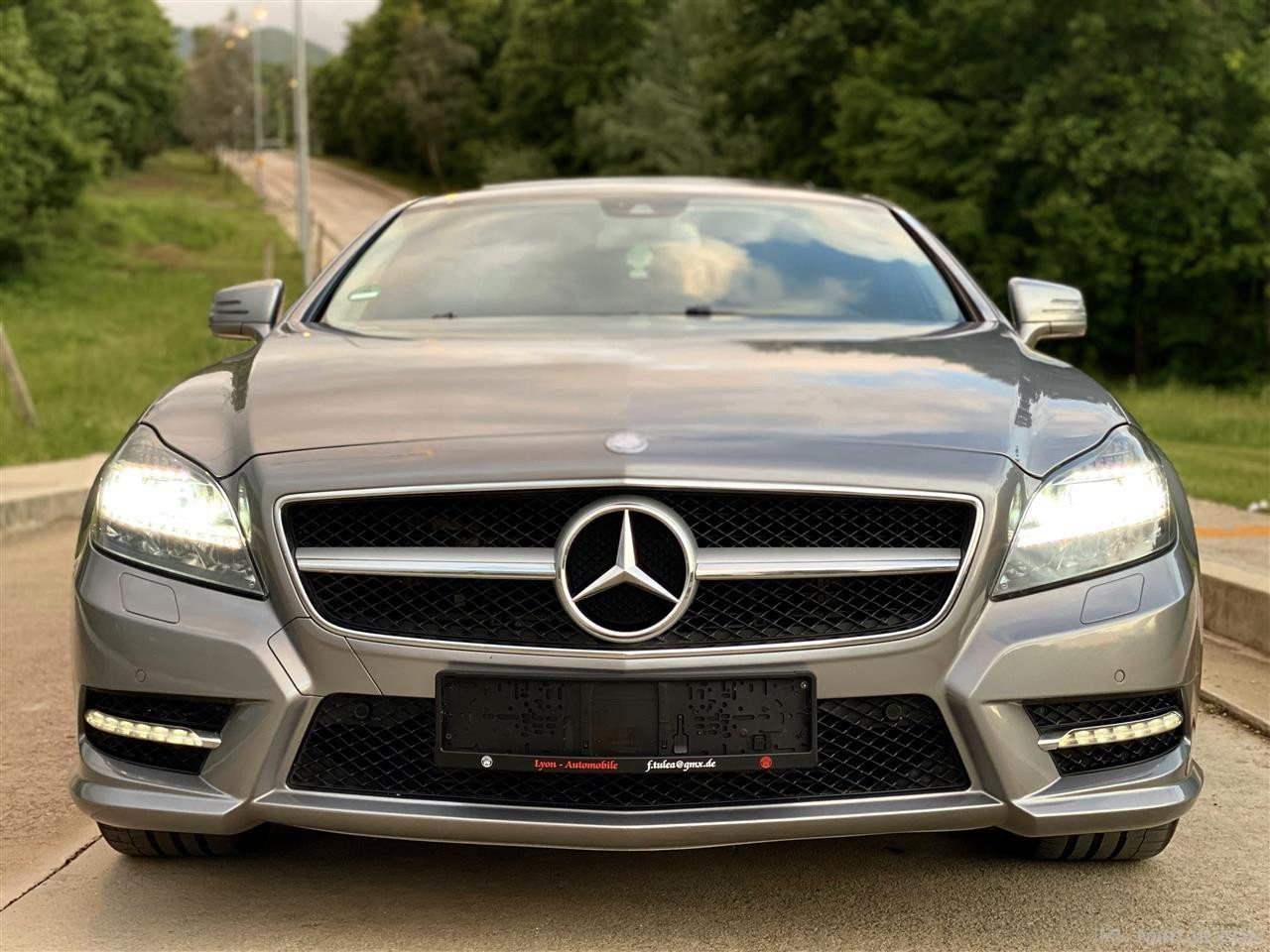 Mercedes benz cls look Amg 2012