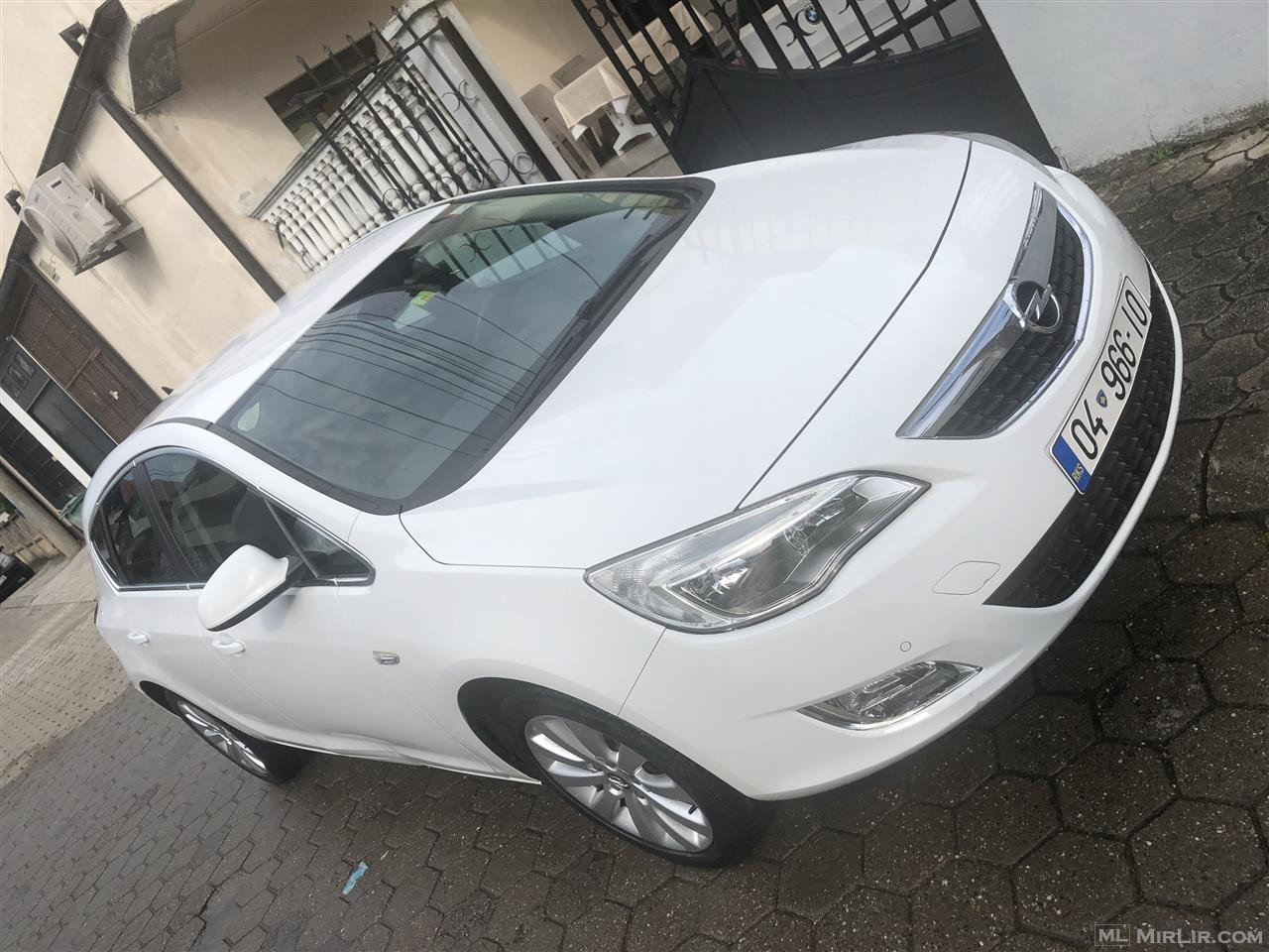 Shes Opel Astra 1.6 benzin full opcione Automatik 