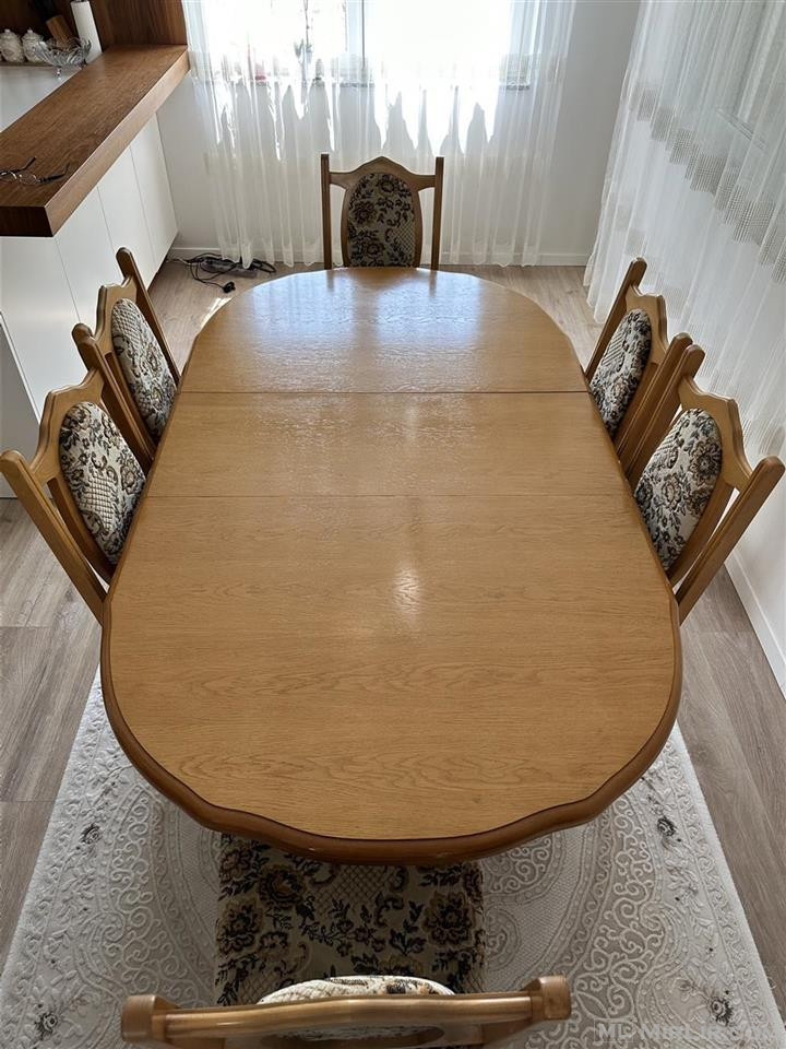 Tavoline e kuzhines me karrige