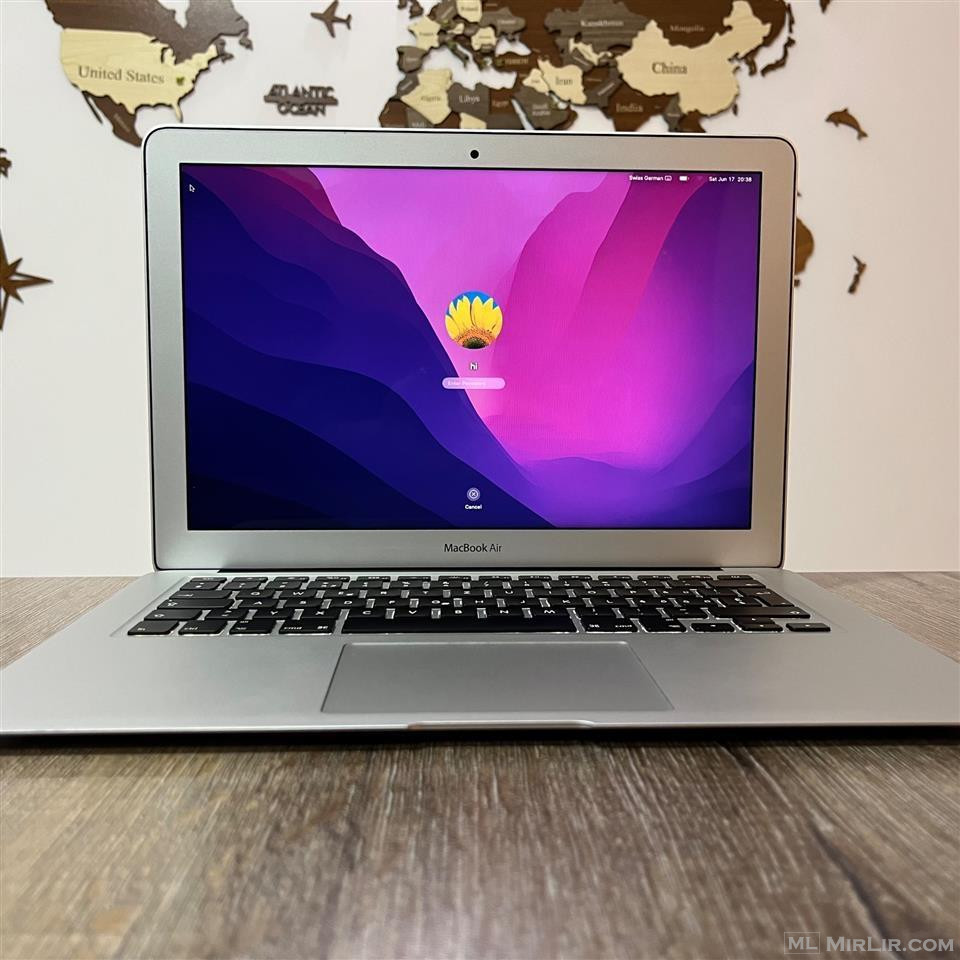 Macbook Air (2017) i5 me 8gb RAM, 128gb SSD