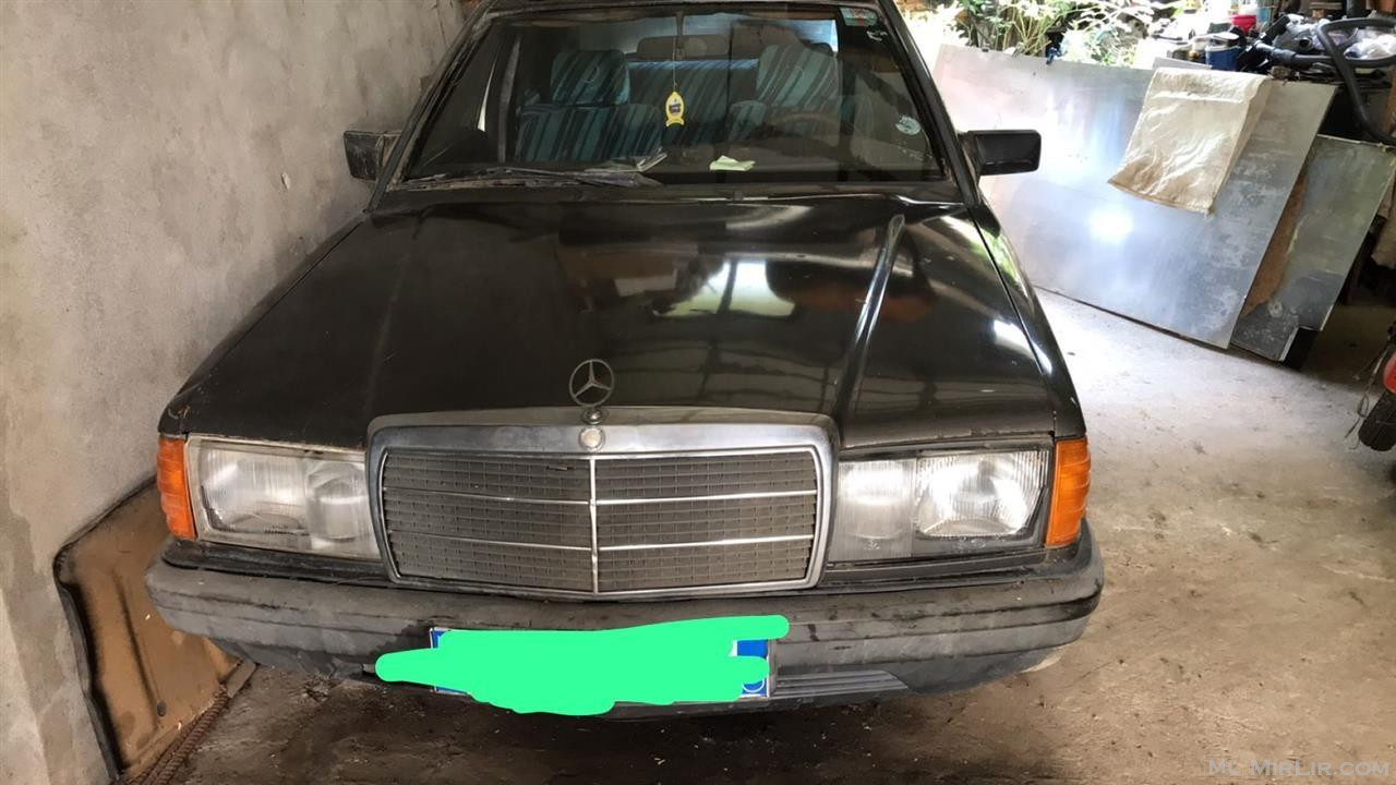  Mercedes Benz 190D