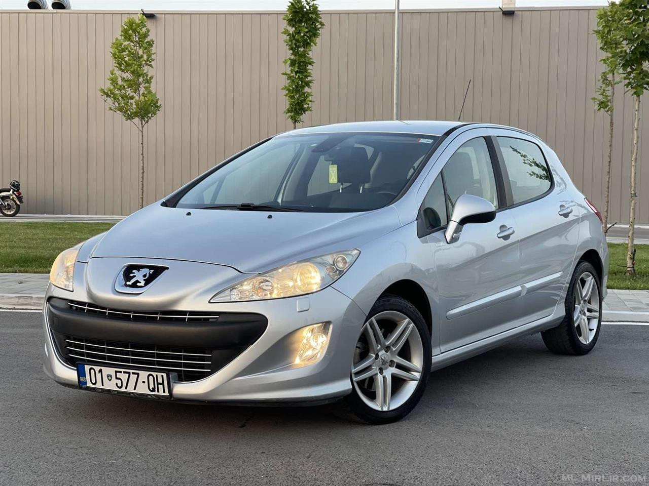 Peugeot 308 FACELIFT FULL AUTOMATIC me 140 mije km te kalume