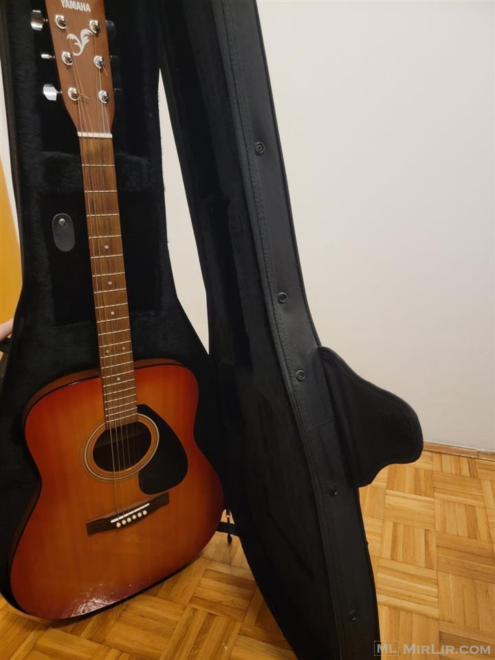 Gitarë Akustike Yamaha