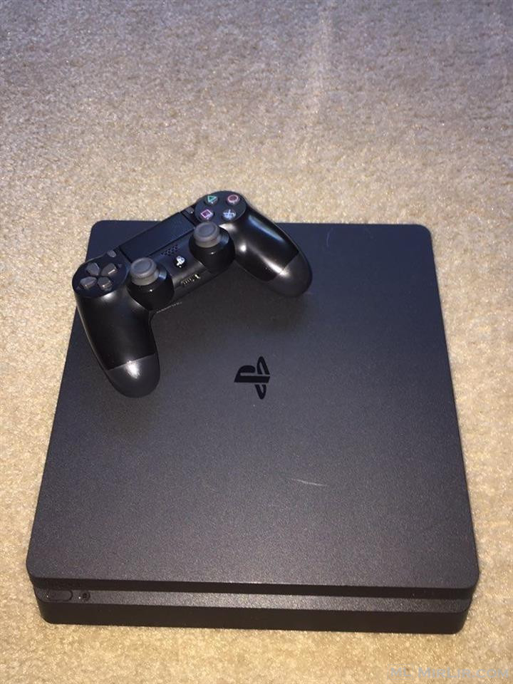 Shitet ps4 me 15+ lojra