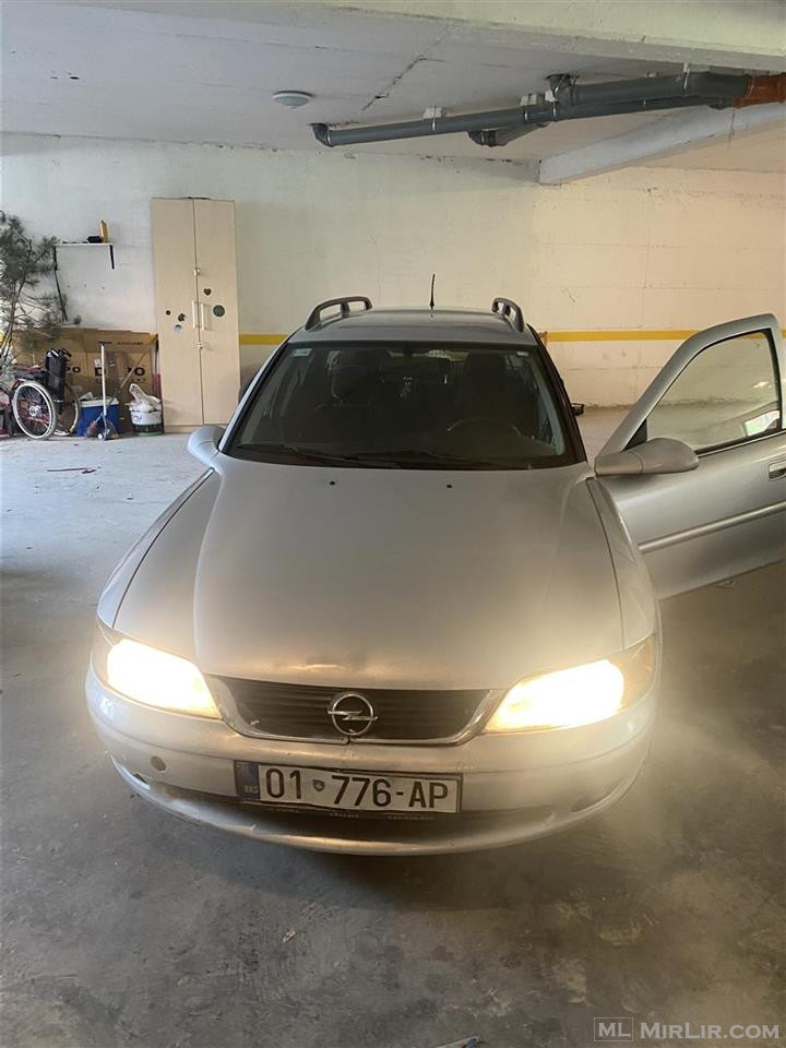Opel Vectra 2.2 DTI 