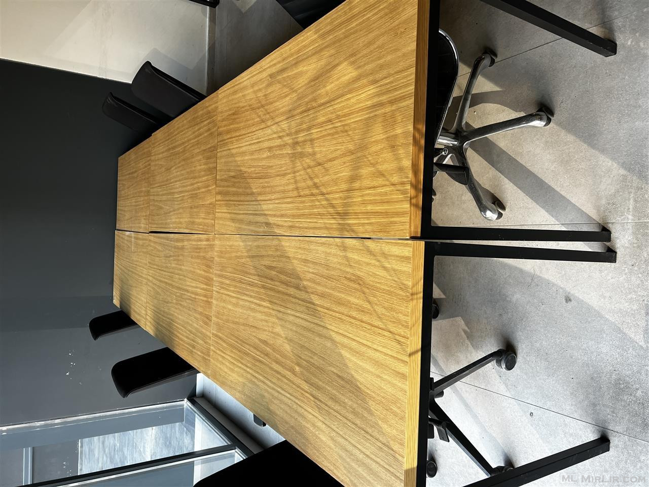 Tavolina pune me metal dhe dru