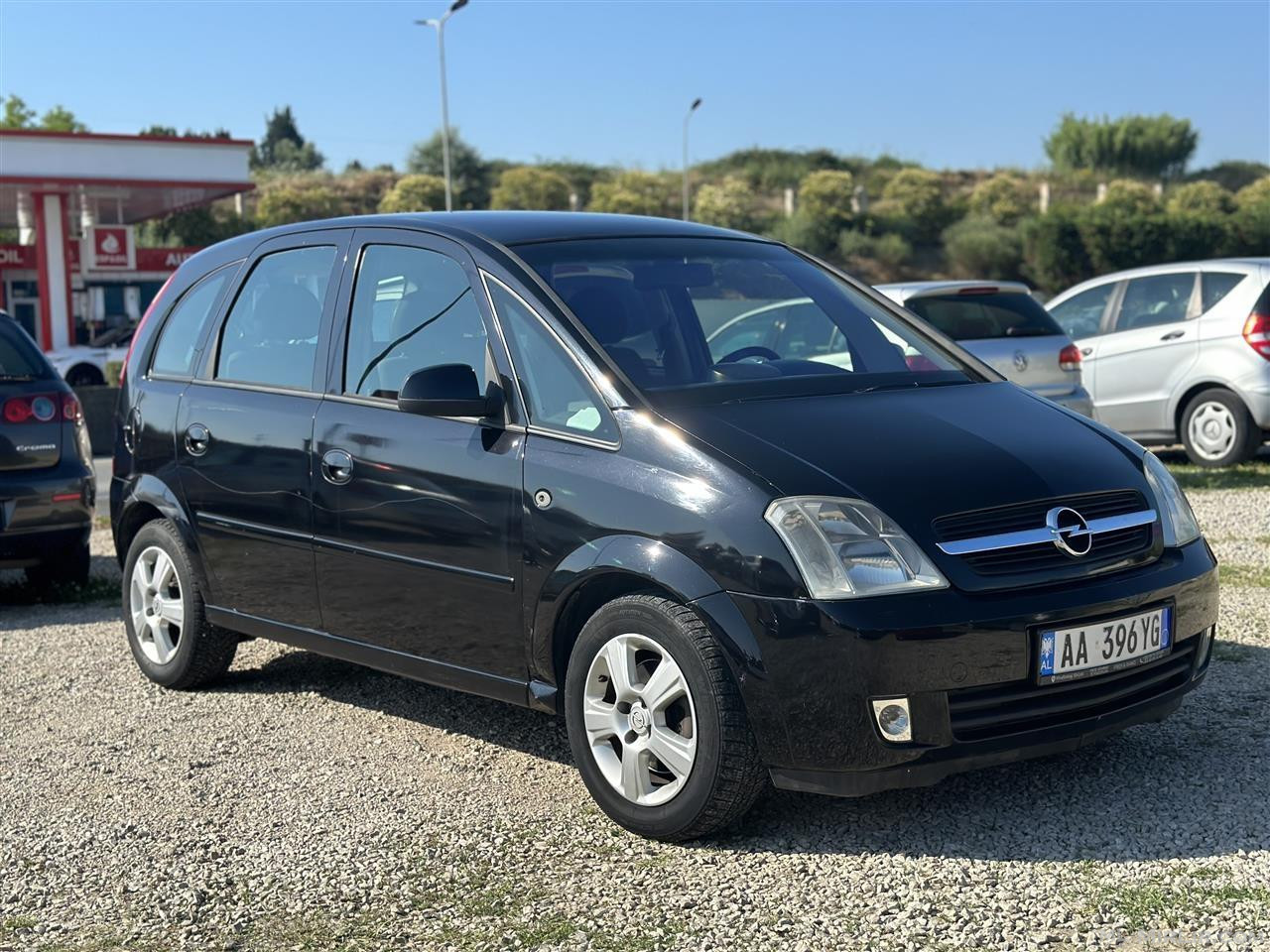 Opel Meriva /Kambio Automatike/2600 euro 