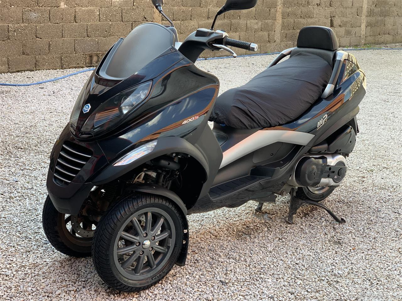 Shitet Piaggio mp3 400ei RKS