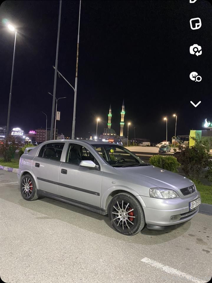 Shes opel astra 1.4 benzin mka dal viza e shes urgjent 